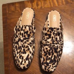 Leopard sling shoes
